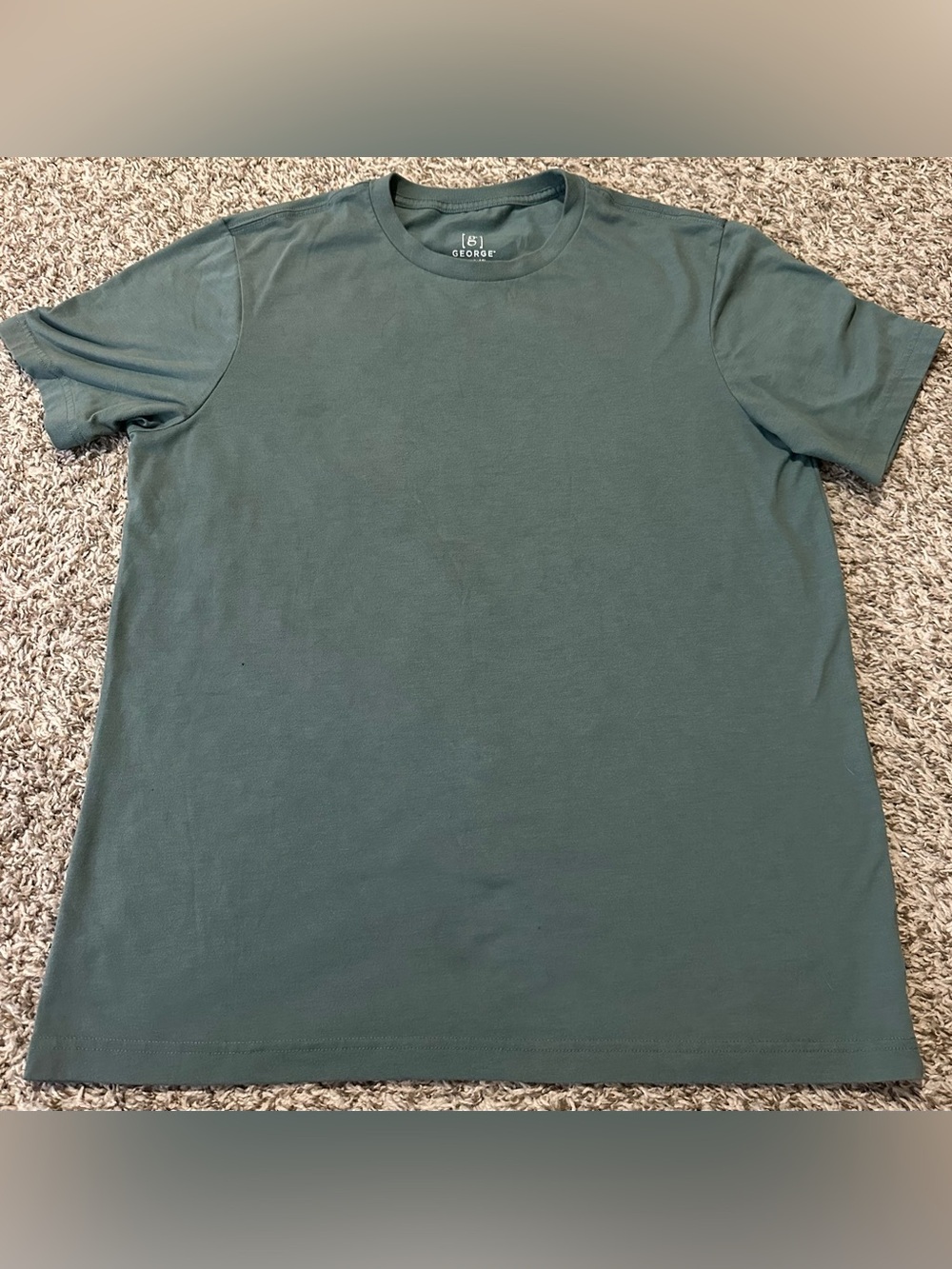George Short-Sleeve Crewneck T-Shirt in Moss Green SZ M
